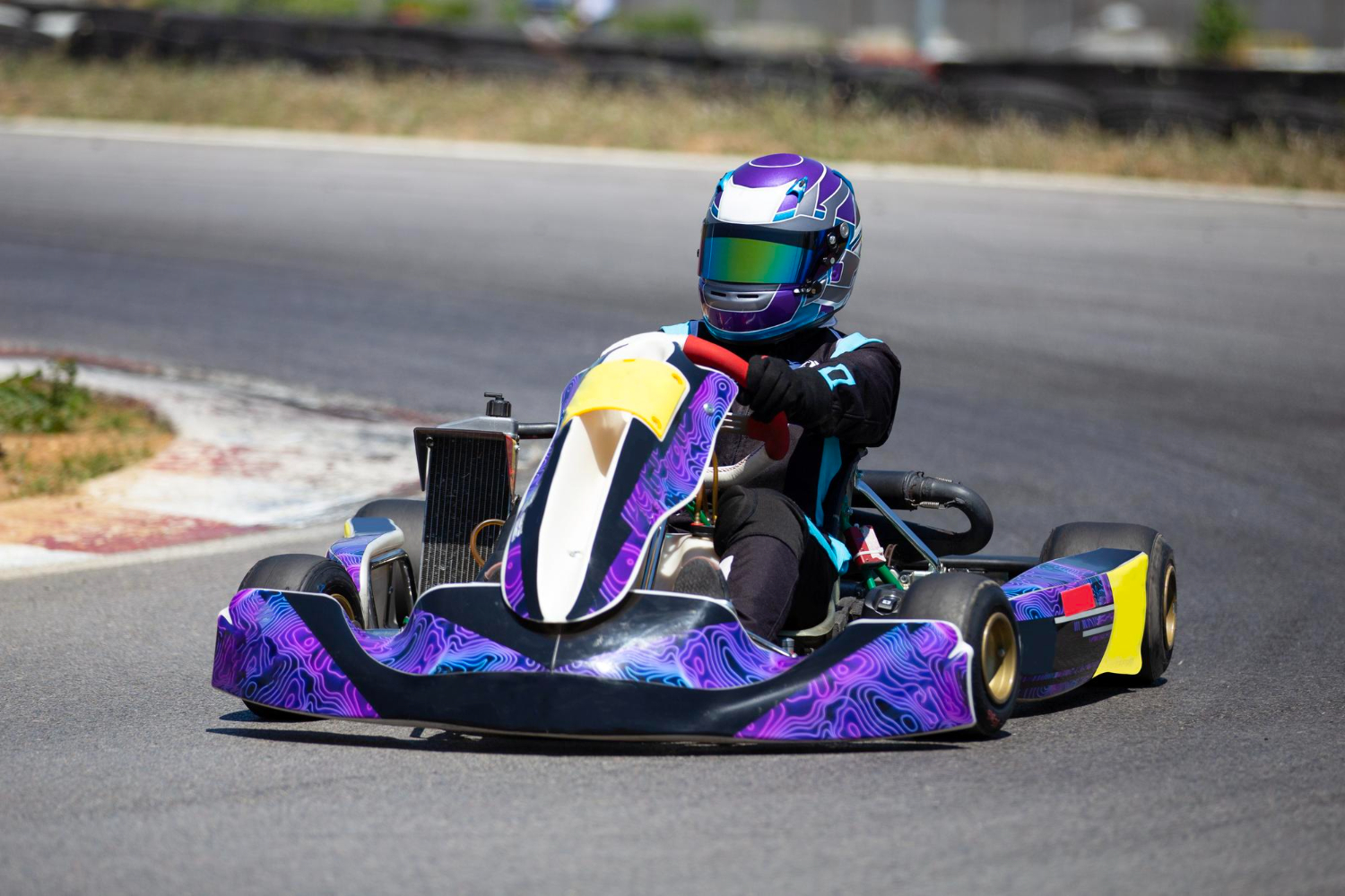 Organiza un evento increíble en la pista de karting de Buildistake